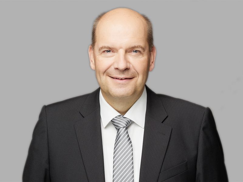 Dennis Adam