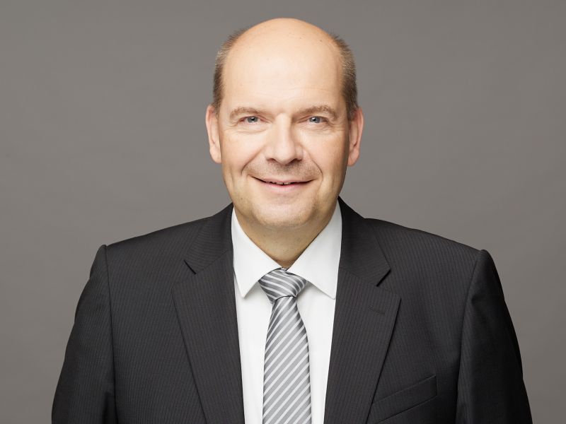 Dennis Adam